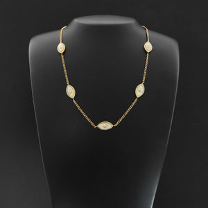 18KY Mother of Pearl Diamonds Necklace